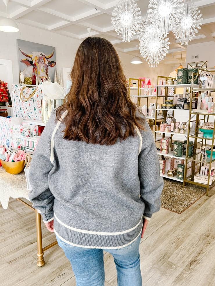 The Classic Contrast, Grey