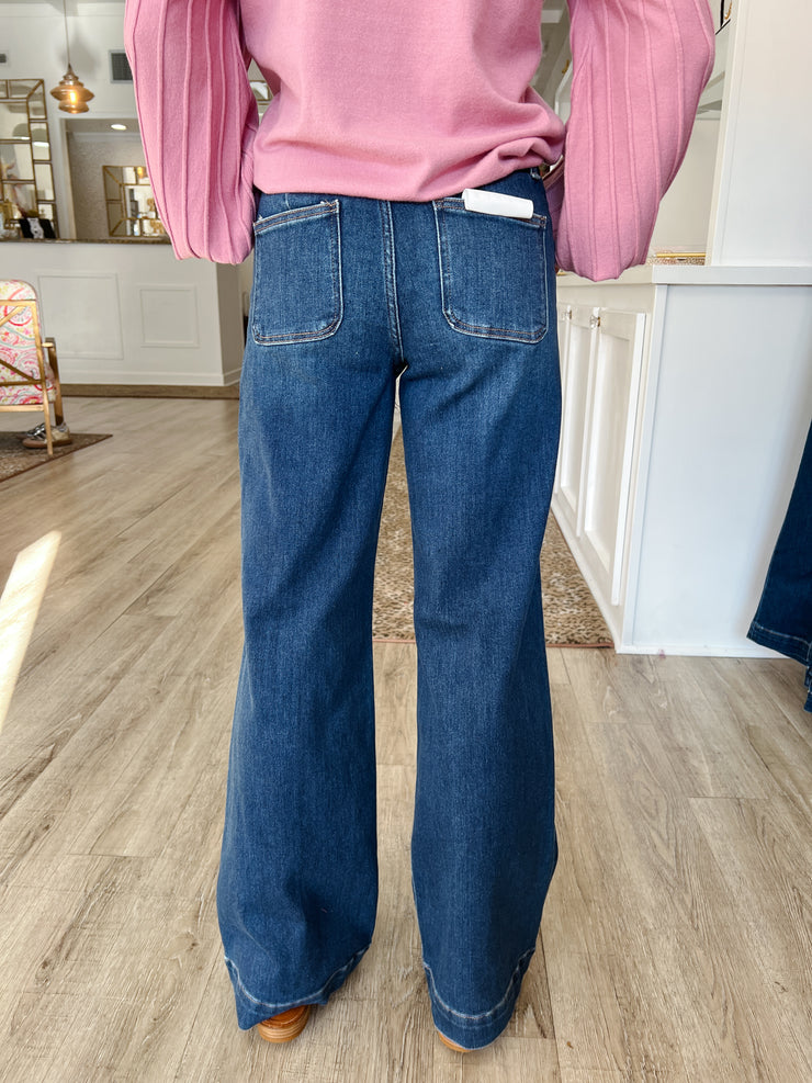 Seam and Swagger, Dark