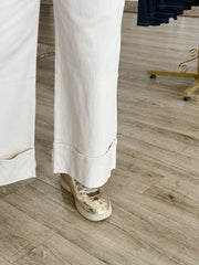 Cute & Cuffed, Cream